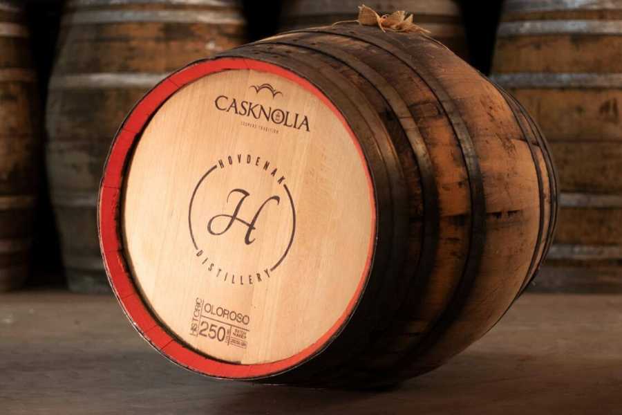 Tunna merkt Hovdenak Distillery